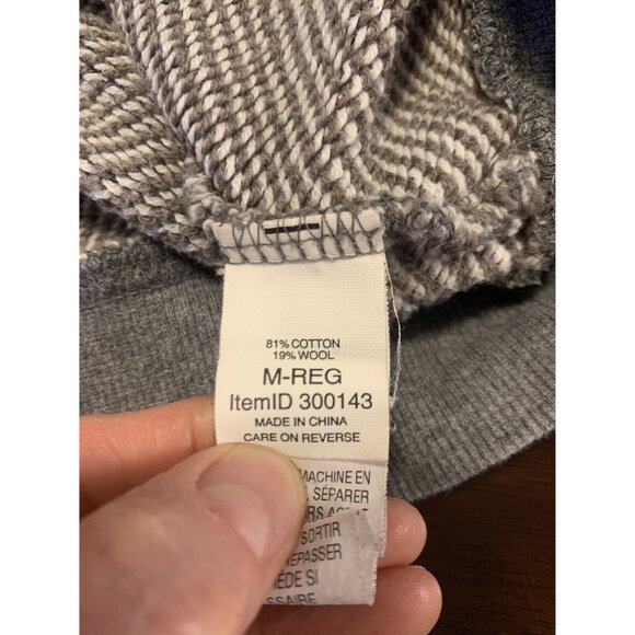 L.L. Bean Slightly Fitted Cotton Pullover Sweatshirt Size M Reg - Picture 8 of 9